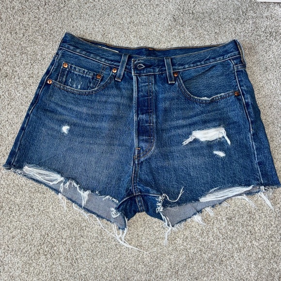 501 Levi's Women's Blue High Rise Button Fly Denim Shorts - Picture 2 of 7